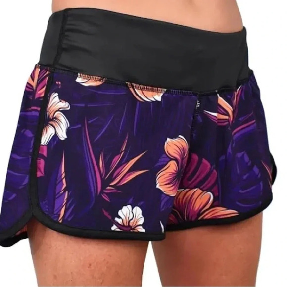 Project X Pants - Project X HA Hawaii Floral Print 4-Way Stretch Women’s Hybrid Shorts Medium
